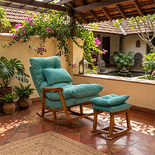 Premium Sitout Chair 1